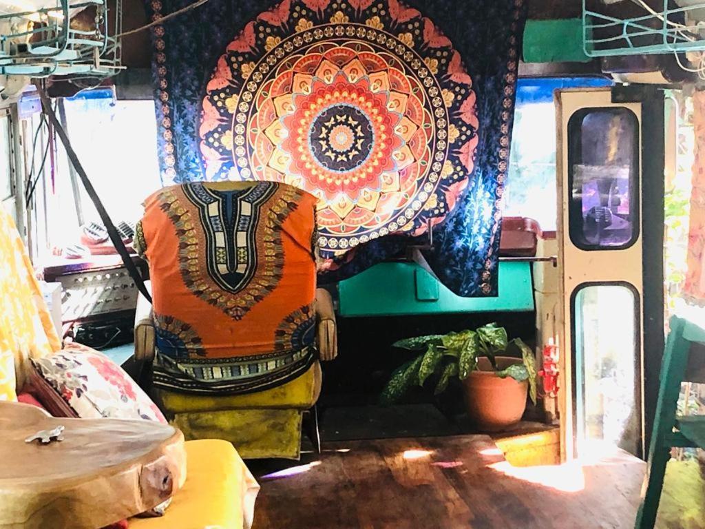 Rainbow Caravan Hostel Las Pilas Екстериор снимка